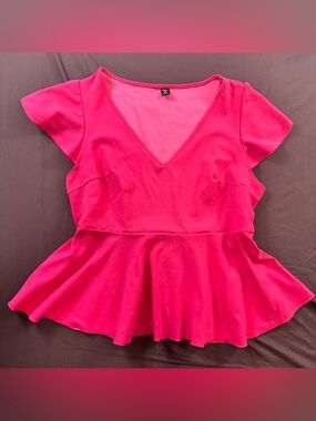 Women's V-Neck Peplum Top - Hot Pink -2XL